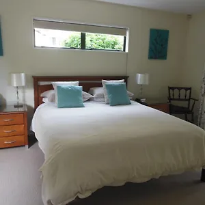 https://garden-bed-and-breakfast.top-hotels-christchurch.com